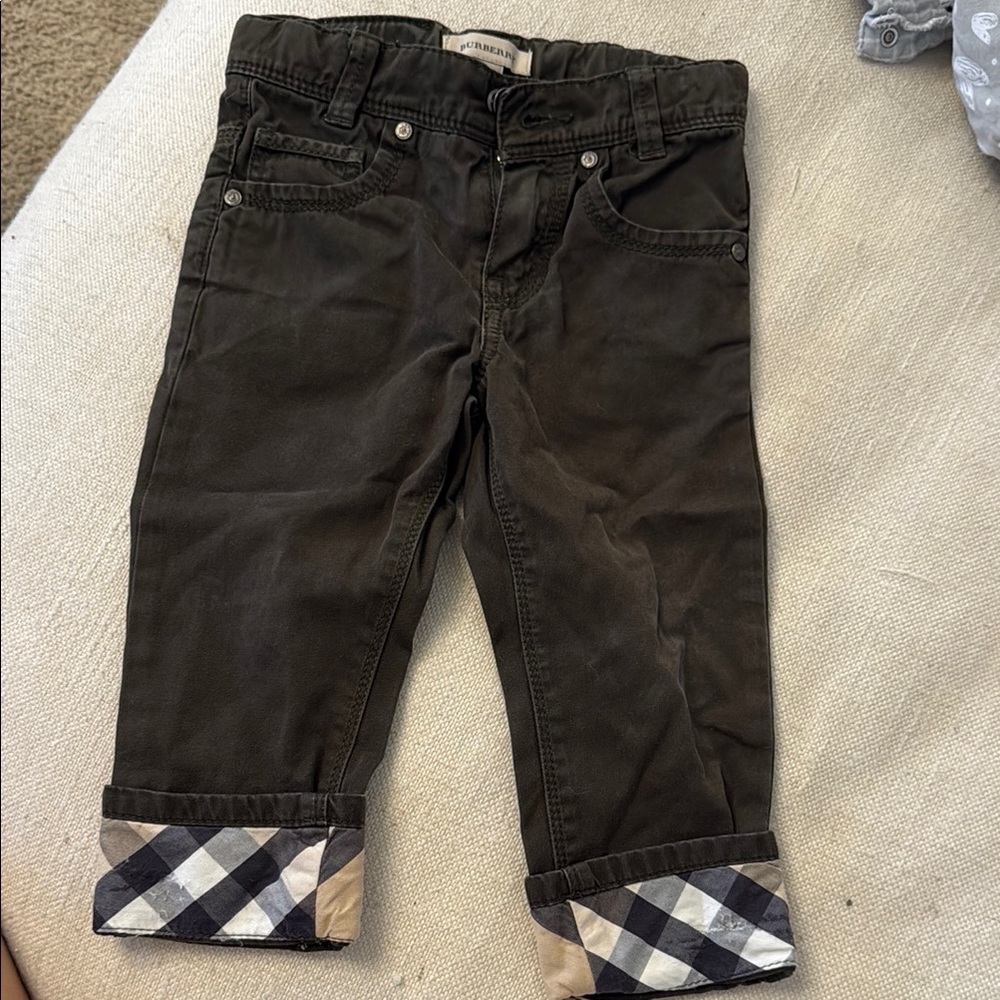 Burberry Black Jeans with Rolled Cuffs and Plaid Detail